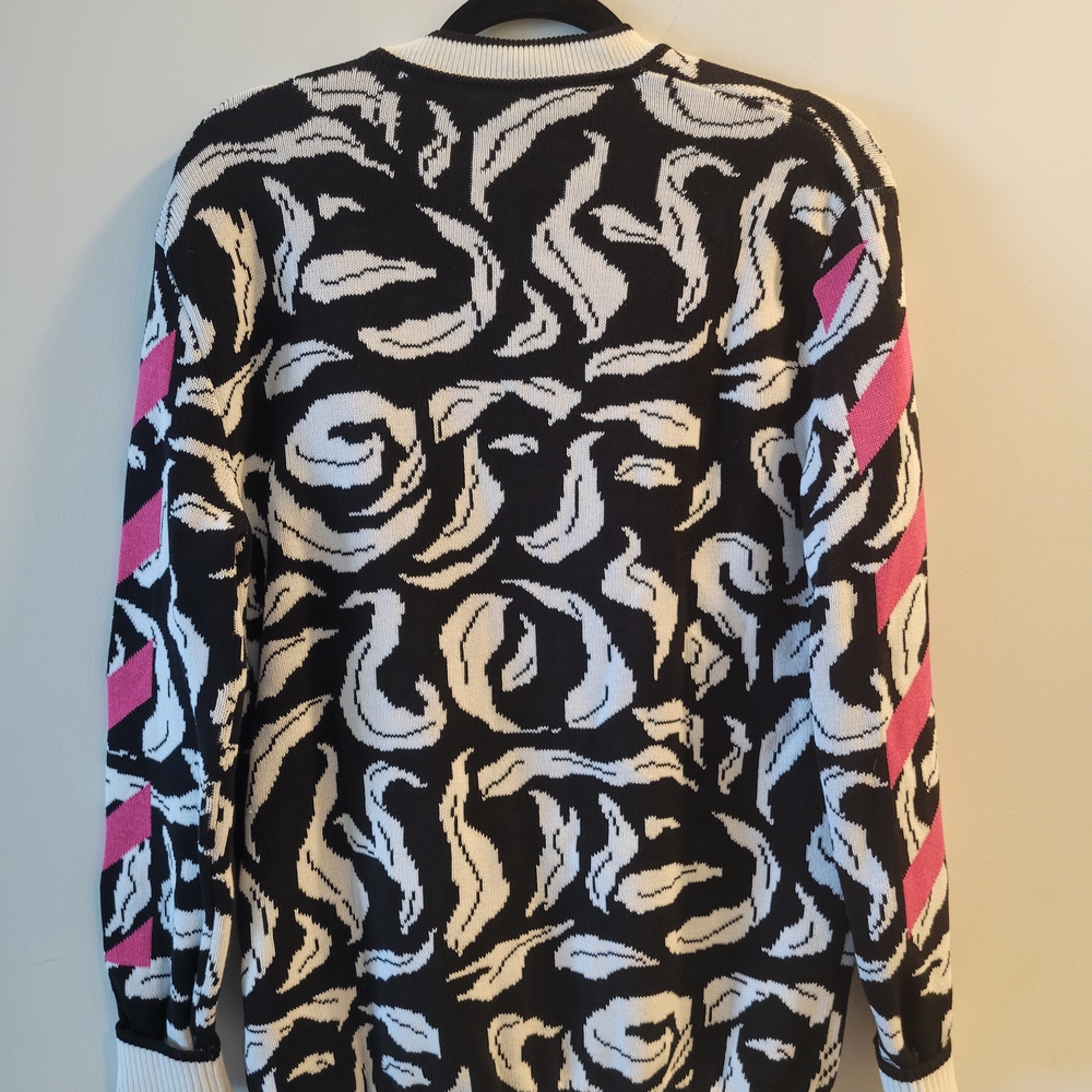 OffWhite B/W Knitwear Cardigan With Pink Accents - Picture 2 of 2